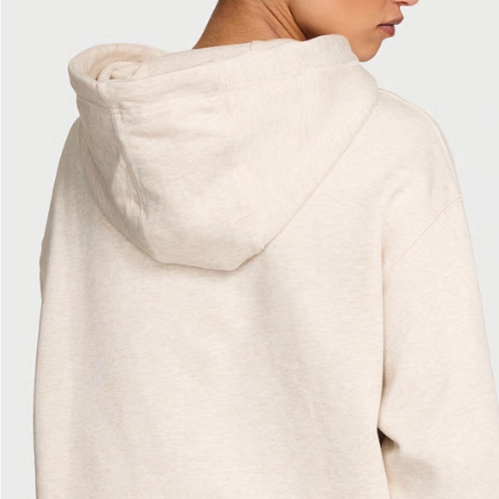 Women's Hooded Pullover Sweatshirt in Cream